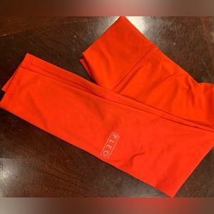 COPY - Fleo 25” El Toro leggings size medium